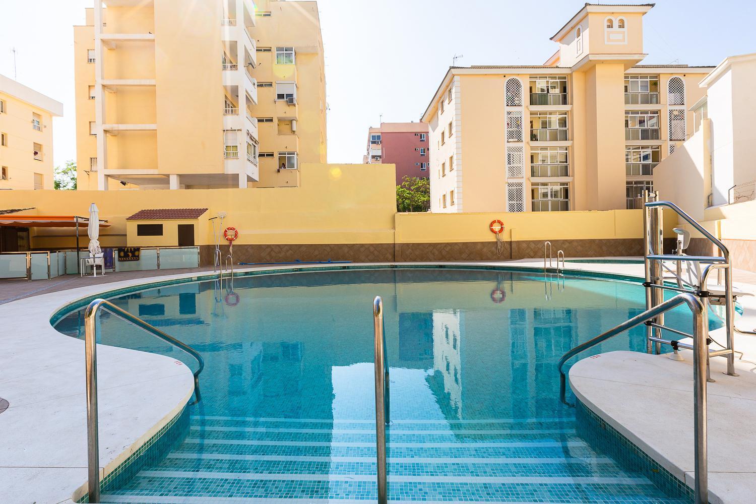 Ver952 - Vistas Mar Y Piscina, Wifi, Playa 600 Metros, Centro 150 Metros Torremolinos Exterior foto
