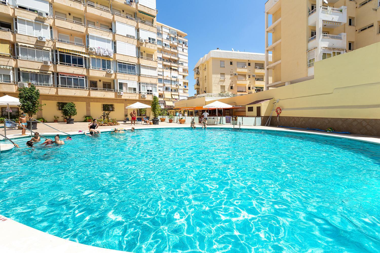 Ver952 - Vistas Mar Y Piscina, Wifi, Playa 600 Metros, Centro 150 Metros Torremolinos Exterior foto